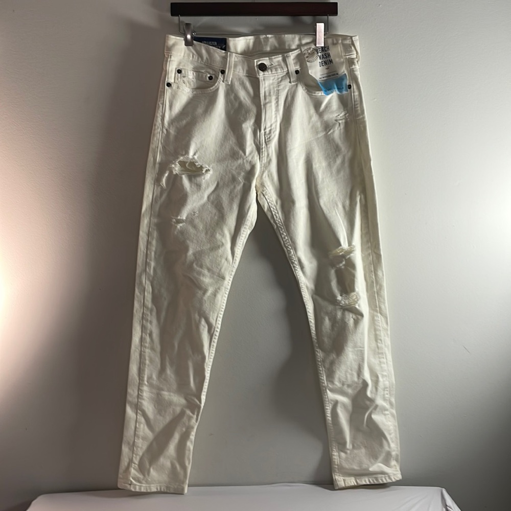 White Ripped Hollister Jeans NWT Size 32 x 30